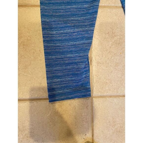 90 Degree by Reflex Women's Capri Leggings Large Light Blue Activewear - Picture 2 of 6